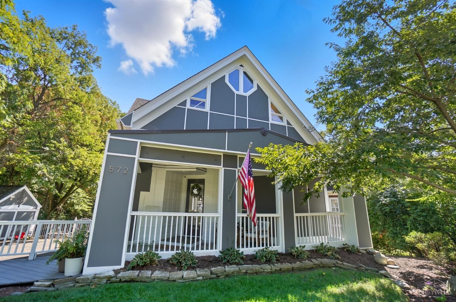 Property Photo:  572 Missouri Avenue  OH 45226 