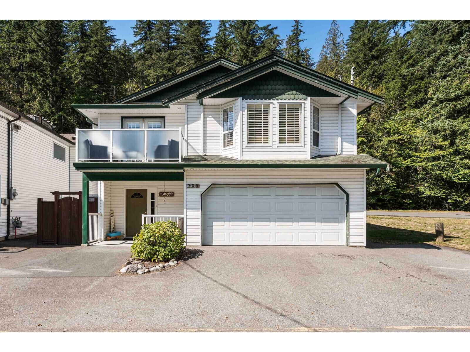 Property Photo:  200 Lakeshore Drive  BC V2R 5A1 