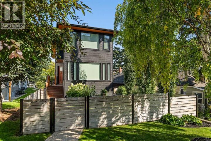 Property Photo: 1830 28 Avenue Southwest AB T2T 1J8