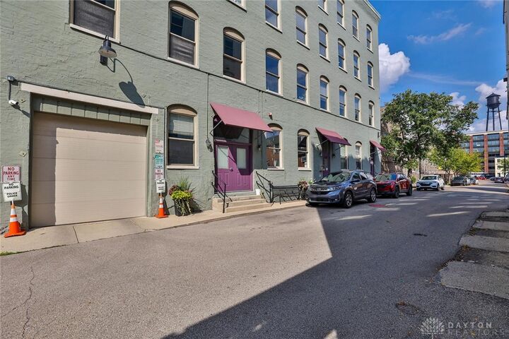 Property Photo: 215 Ice Avenue 201 OH 45402
