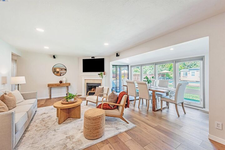 Property Photo:  37826 Glenmoor Dr  CA 94536 