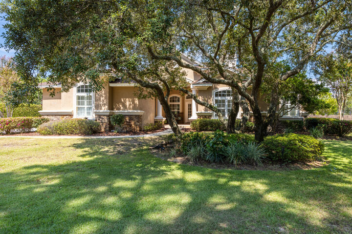 Property Photo:  4630 Soundside Drive  FL 32563 