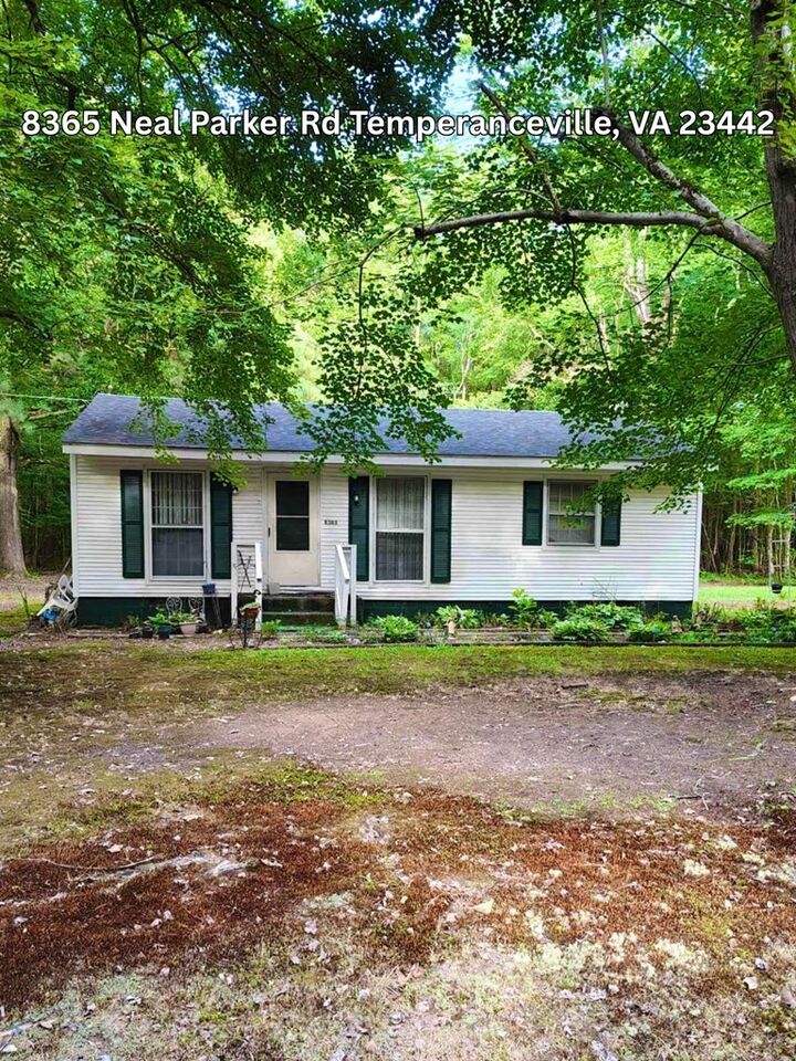 Property Photo:  32510 Seaside Rd  VA 23420 