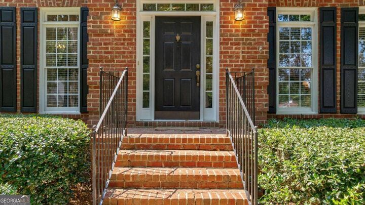 Property Photo:  1231 Scarlet Oak Circle  GA 30606 