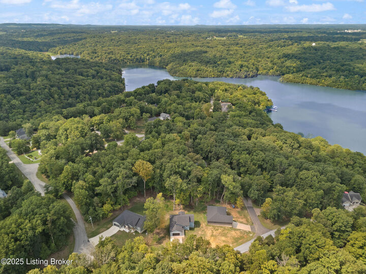 Property Photo:  35 Blueberry Point  KY 40108