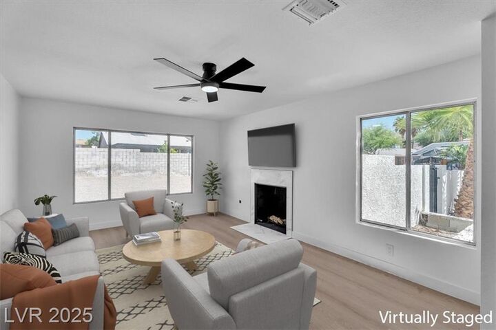 Property Photo: 5444 Alpaca Circle NV 89142
