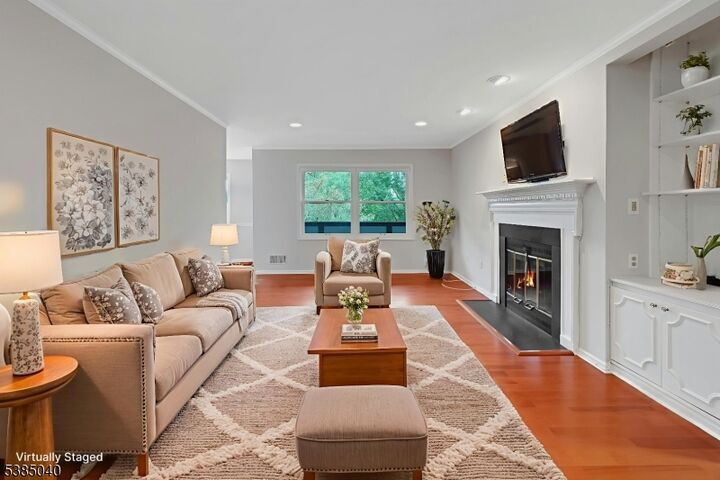 Property Photo:  21 Heritage Dr G  NJ 07928 