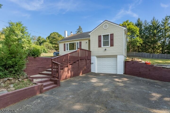 4 Lingert Avenue  Clinton Town NJ 08809 photo