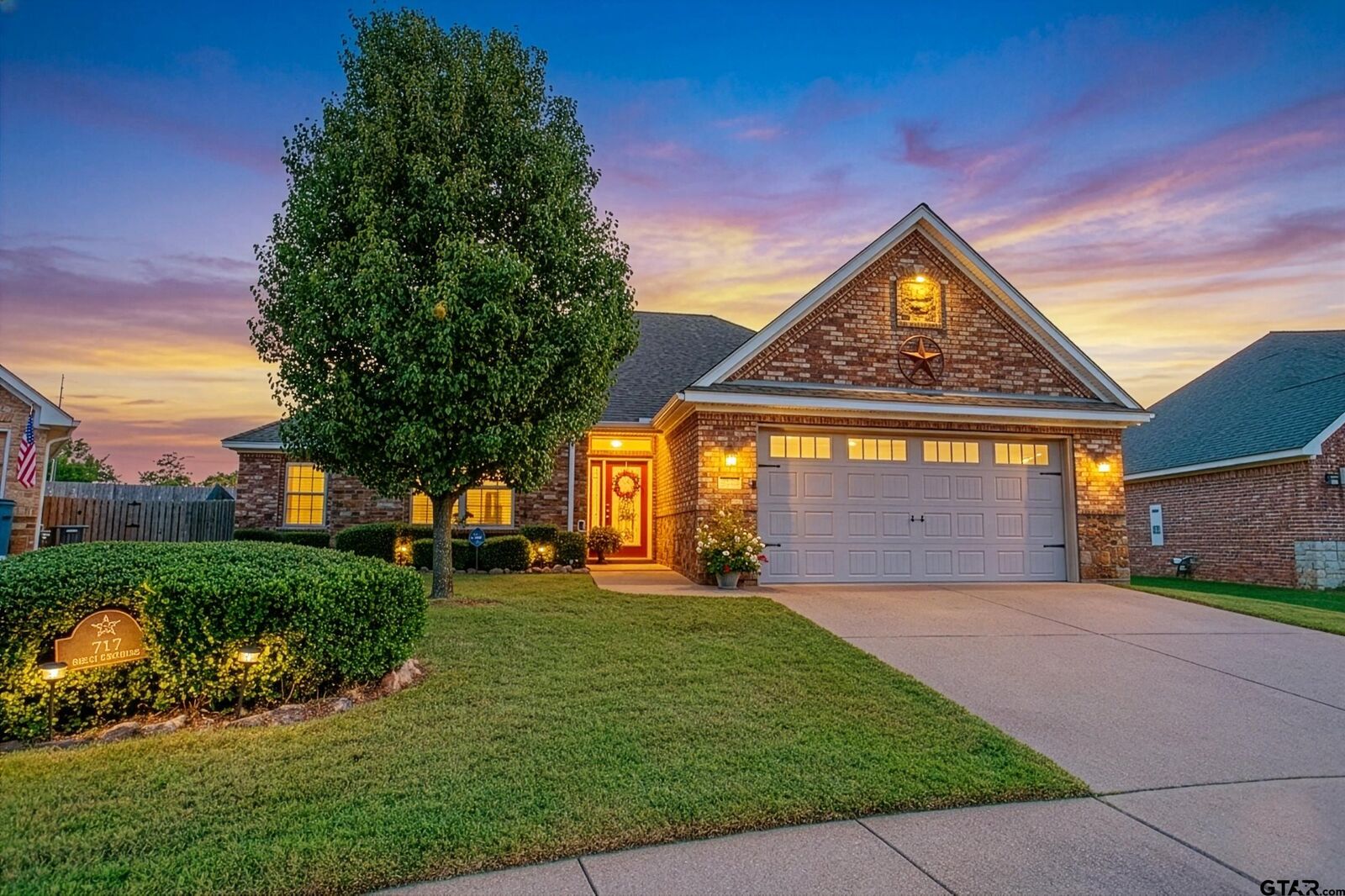 Property Photo:  717 White Bear Trl  TX 75771 