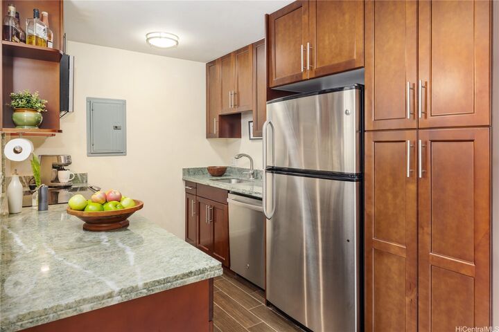 Property Photo:  1820 Kaioo Drive A402  HI 96815 