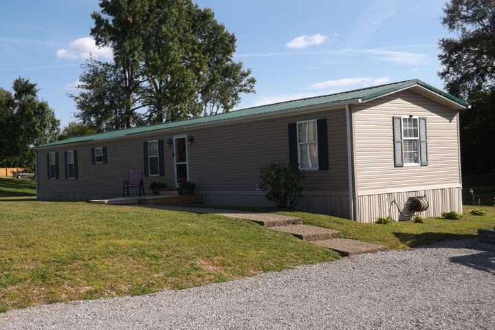 Property Photo: 7481 State Hwy 1232 KY 40701
