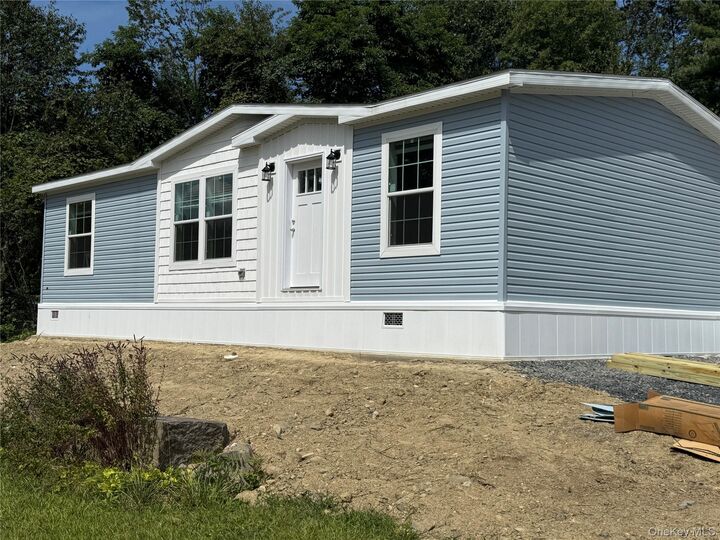 Property Photo:  128 Forest Park  NY 12589 