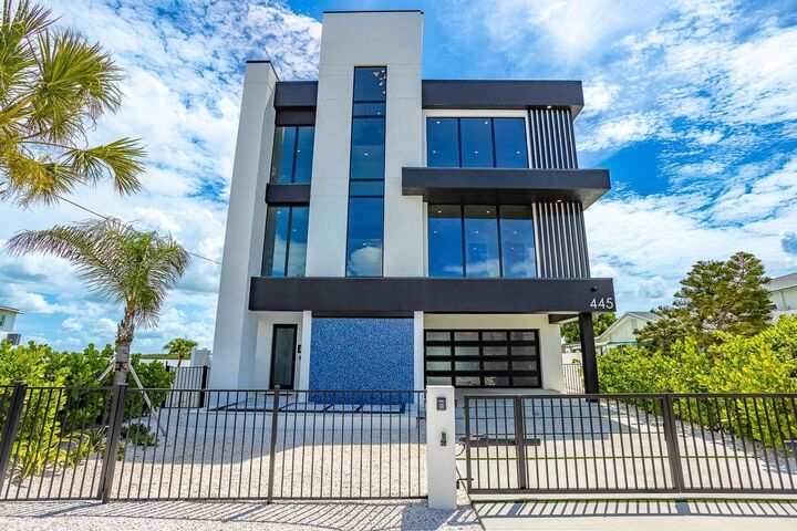 Property Photo:  445 129th Avenue E  FL 33708 