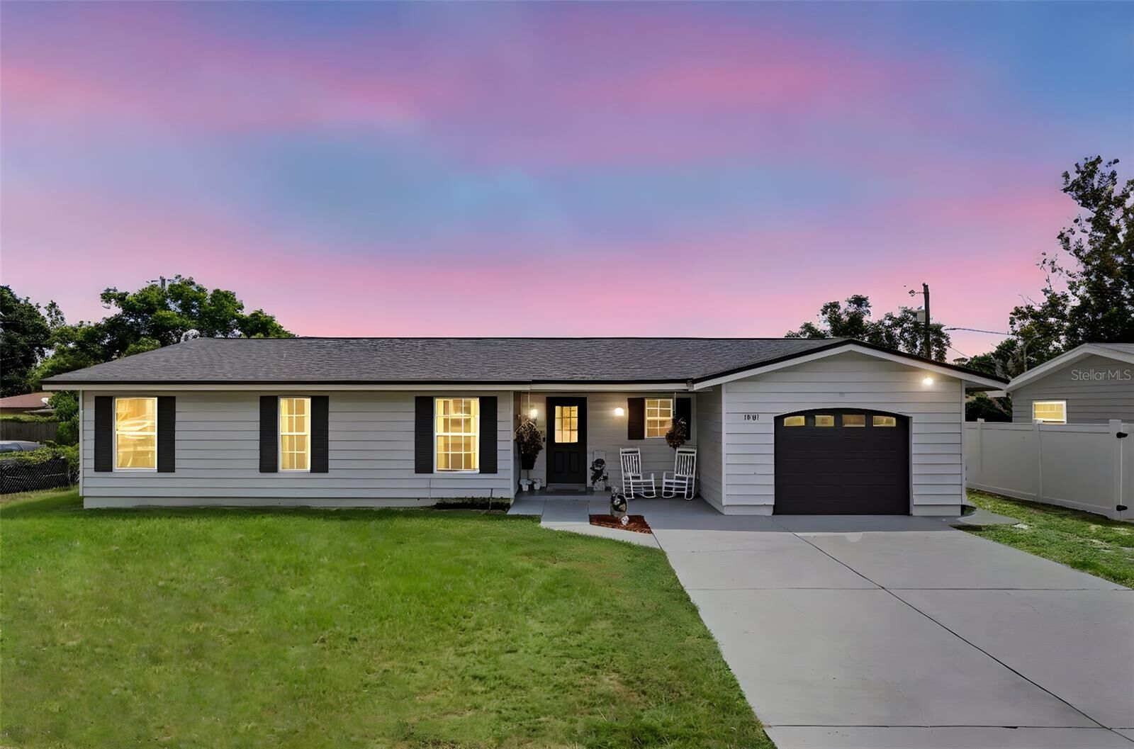 Property Photo: 1001 Deltona Boulevard FL 32725
