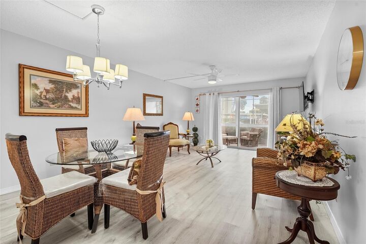 Property Photo: 1540 Glen Oaks Drive E B134 FL 34232