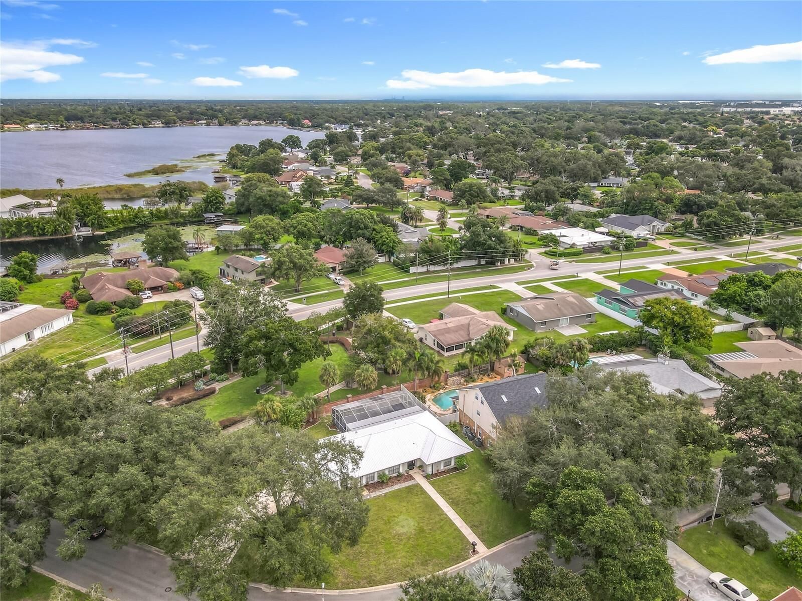Property Photo:  2815 Montmart Drive  FL 32812 