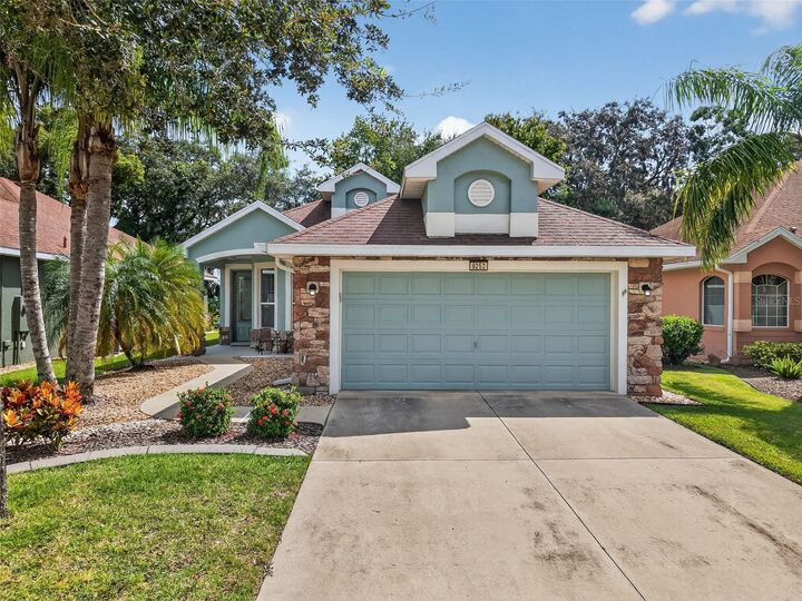 8252 Bridgeport Bay Circle  Mount Dora FL 32757 photo