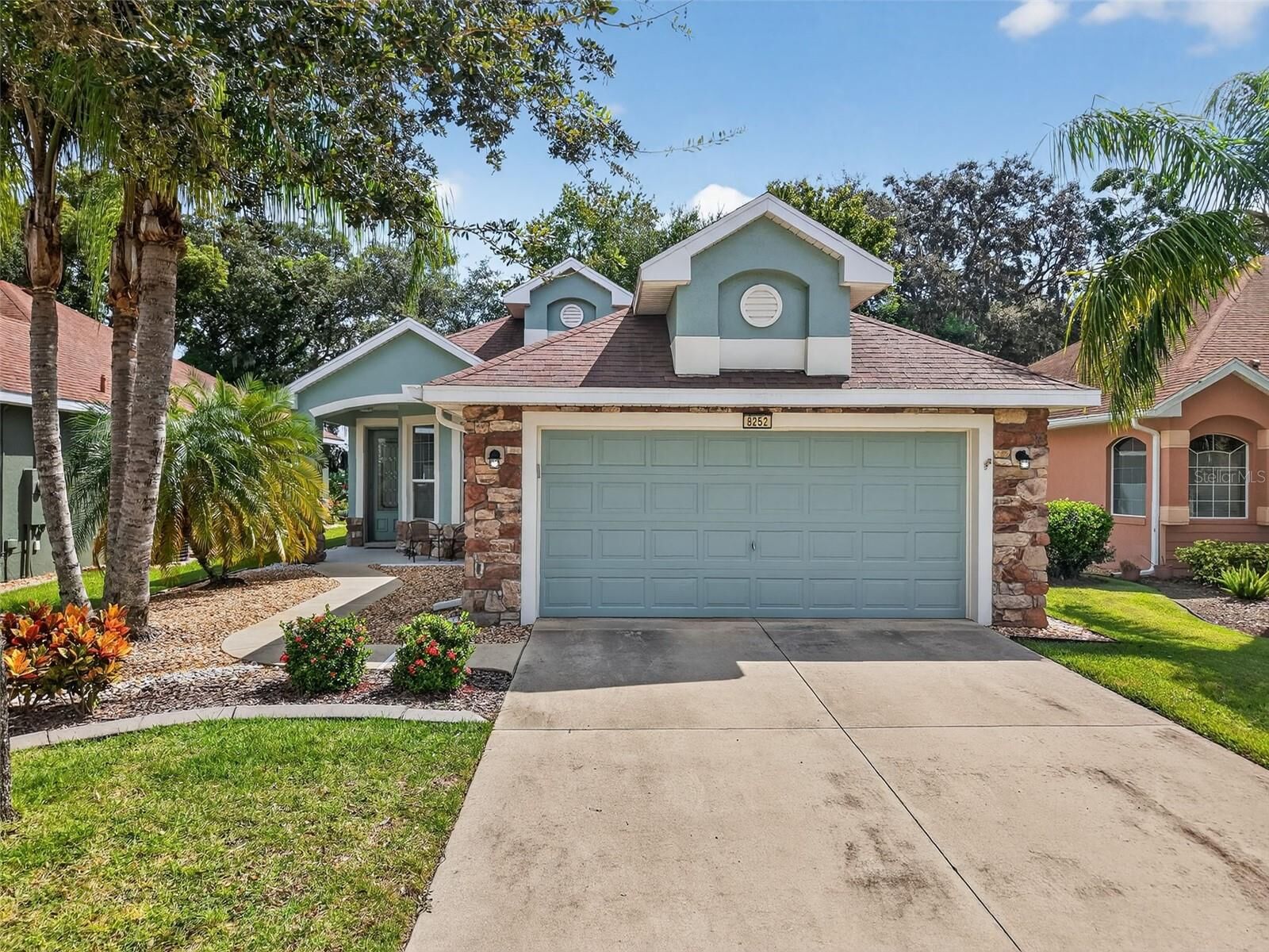 Property Photo:  8252 Bridgeport Bay Circle  FL 32757 