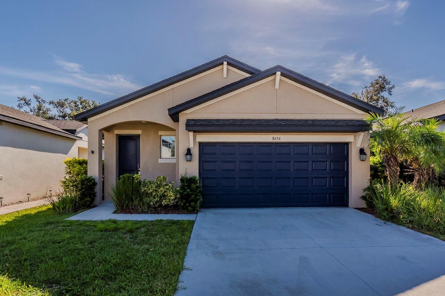 Property Photo:  8634 Firefly Place  FL 34219 