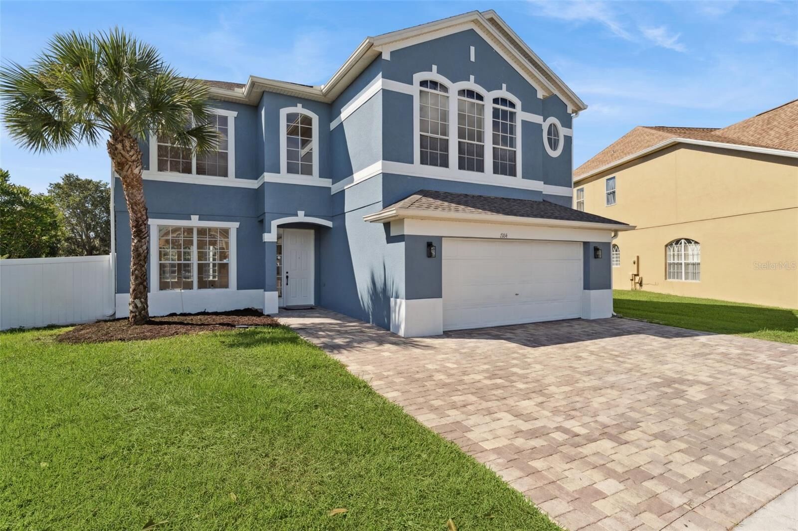 Property Photo:  1984 Windcrest Lake Circle  FL 32824 