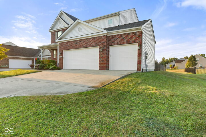 Property Photo: 1217 Lucca Drive IN 46143