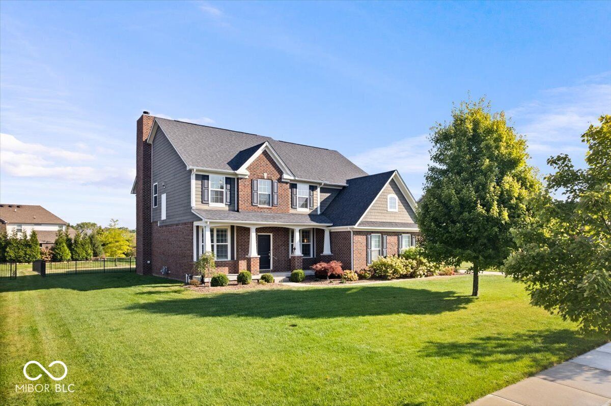 Property Photo:  15628 Provincial Lane  IN 46040 