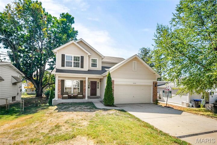 Property Photo: 10424 Garibaldi Place MO 63131