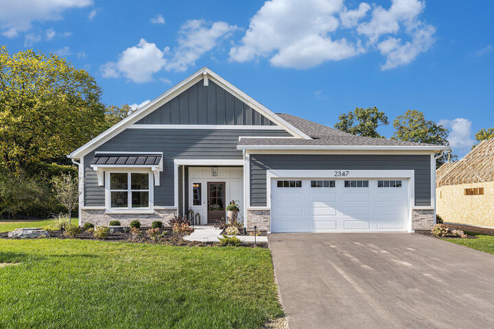 2347 Ada Valley Drive  Grand Rapids MI 49525 photo