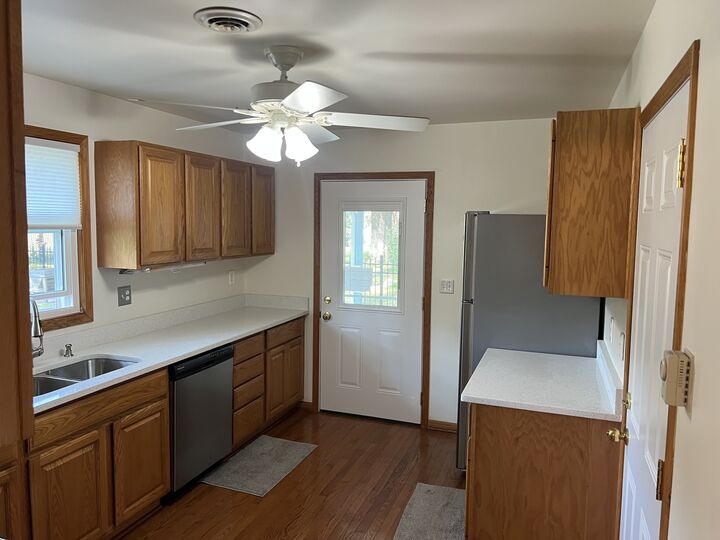 Property Photo: 609 Bethel Drive IL 60435