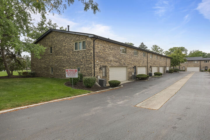 Property Photo:  15340 Aubrieta Lane  IL 60462