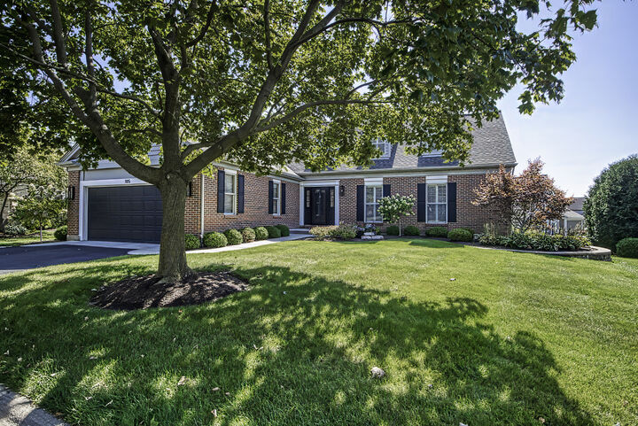 Property Photo:  185 Barra Lane  IL 60067 