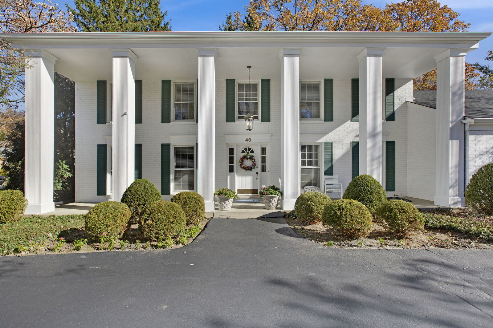 Property Photo:  46 Berkshire Lane  IL 60069 