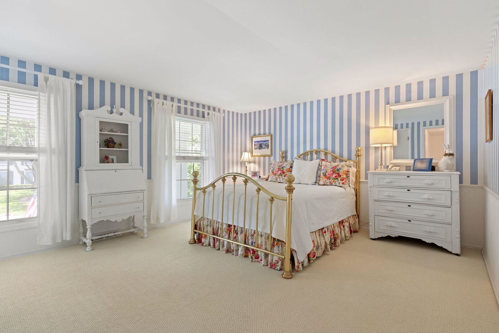 Property Photo:  46 Berkshire Lane  IL 60069 