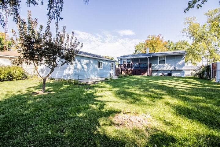 Property Photo:  738 Tinley Drive  IL 60506 