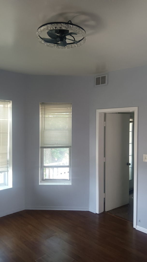 Property Photo:  4743 W Gladys Avenue 2  IL 60644 