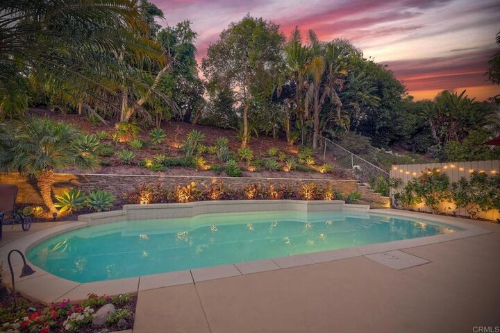 2814 Sombrosa St.  Carlsbad CA 92009 photo