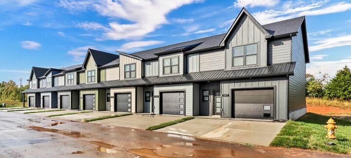 Property Photo: 1401 Jonathan Wade Circle TN 37043