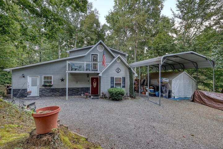 Property Photo: 8296 True Love Mountain Road GA 30582