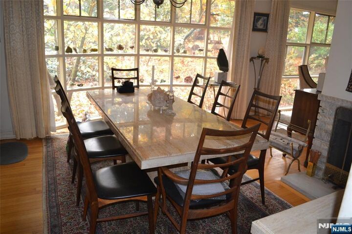 Property Photo:  162 W Glen Avenue  NJ 07450 