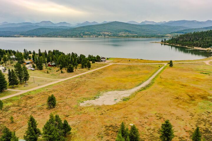 Property Photo:  10 Green Meadow Lane  MT 59711 