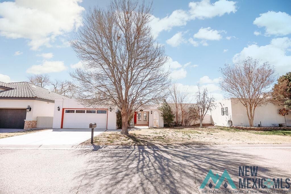 Property Photo:  1809 Mountain Shadow Drive  NM 88220