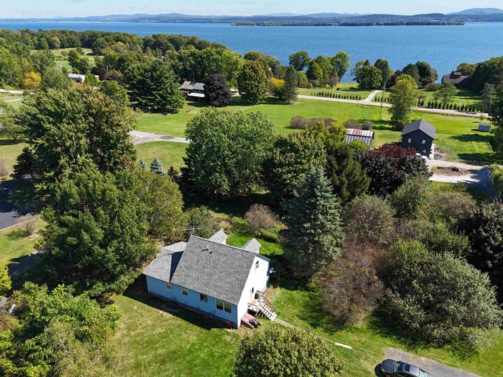 Property Photo:  3 Mountain View  VT 05458 