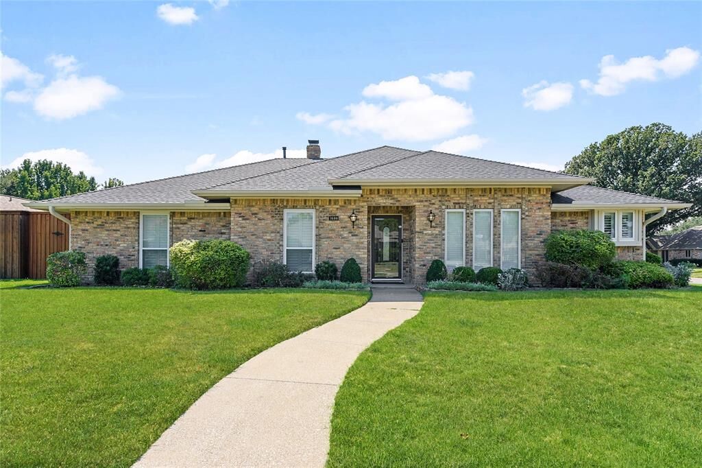 Property Photo: 1600 Fairwind Court TX 75007