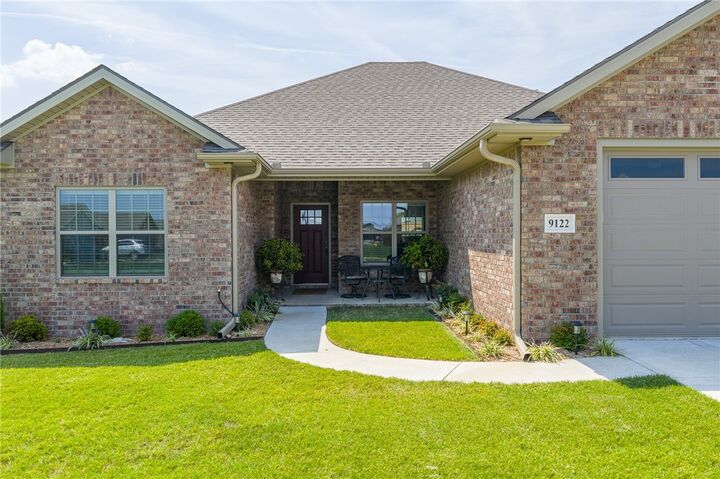 Property Photo:  9122 Maysview Lane  AR 72916 