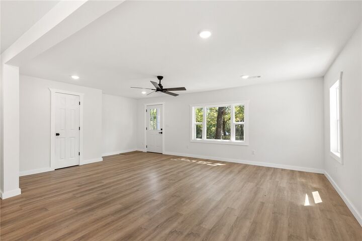 Property Photo: 8020 Orchard Point AR 72601