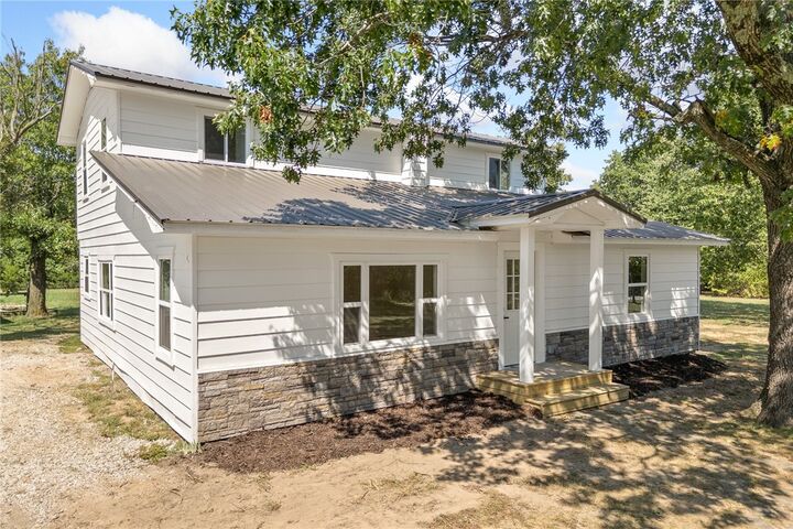 Property Photo:  8020 Orchard Point  AR 72601 