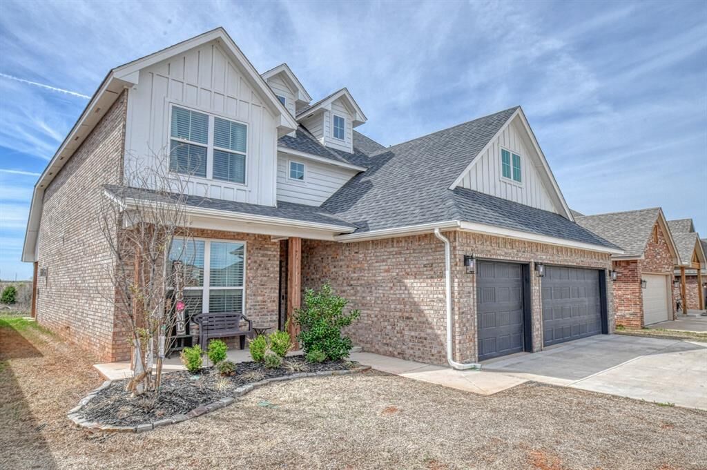 Property Photo:  6232 NW 177 Street  OK 73012 