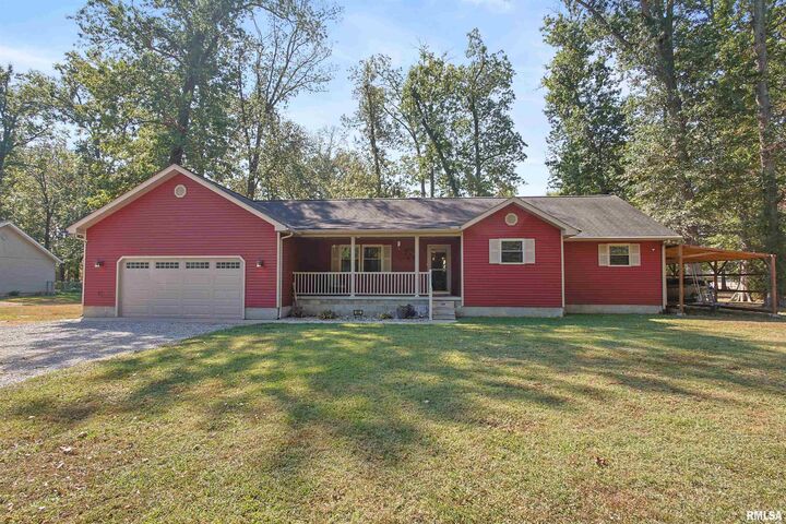 Property Photo: 402 W Wilson Street IL 62948