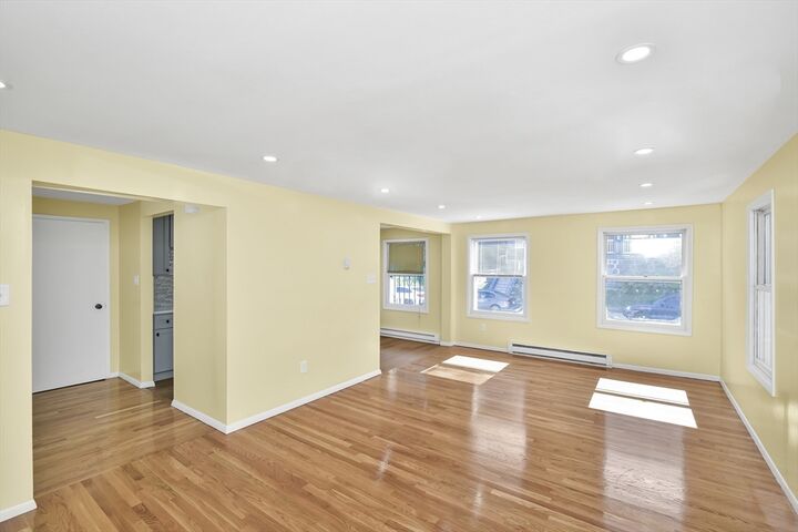 Property Photo:  11 Greendale Road 2  MA 02126 