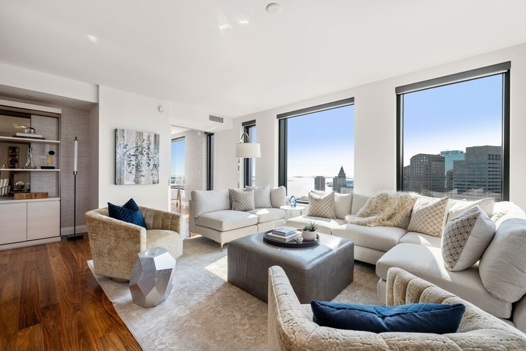 Property Photo:  110 Sudbury Street 4002  MA 02114 
